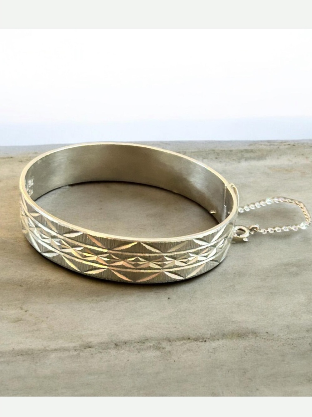 Vintage 1972 Zeeta Pen Pat 72/7028 Sterling Silver Bangle Bracelet